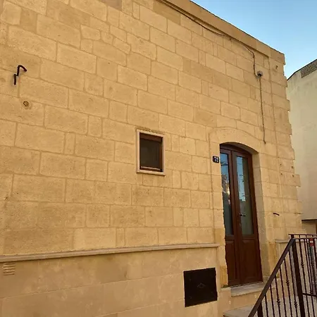 Le Dimore Di Via Umberto I 3* Laterza